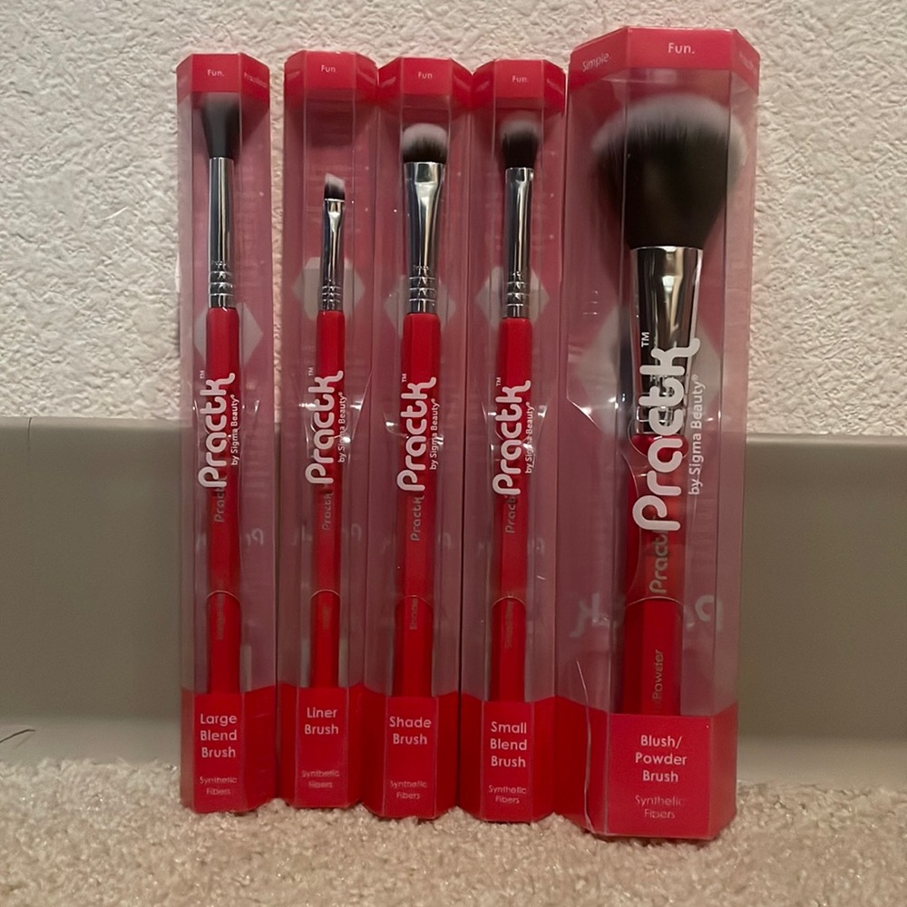 Practik (Sister brand to Sigma Beauty) Brush Bundle